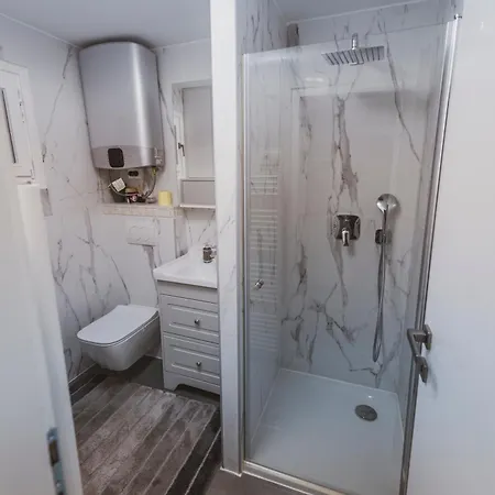 Apartman Zarja - Trije Kralji *
