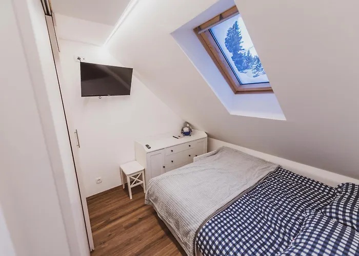 Zarja - Trije Kralji * Zgornja Loznica